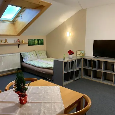 Ferienwohnung Waldbaden im Haus Falkenberg-2